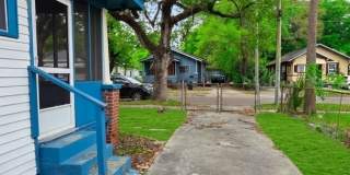 Affordable 3 Bed in Jacksonville. Bonus Room. Fenced in yard. Garage + Modern Bathroom Gallery 22