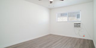 Winnetka Gardens Gallery 19