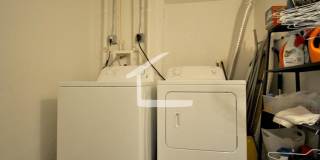 Nicely renovated Townhouse in a prime location near the Green Line with parking included! Gallery 9