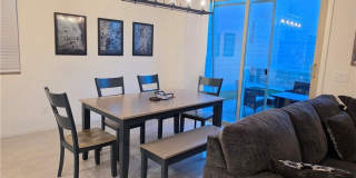 1593 Crowned Eagle Street Gallery 1