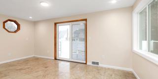 295 Plain Court unit: Right Gallery 9
