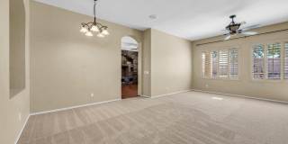 875 W Aloe Place Gallery 28