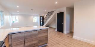 5022 Pickford Street Gallery 18