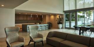 Ascent at Metropolitan Naples Gallery 26