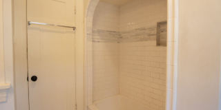 2142 S Victoria Ave Gallery 31