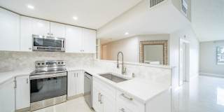 13810 Oneida Drive C2, Delray Beach, FL 33446 Gallery 1