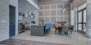Estraya Westover Hills Gallery 15
