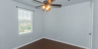 Adorable Cedar Park Two Story Just Off 183 and New Hope Gallery 16
