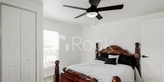 4 Bedroom Home with 2.5 Bathrooms on a Corner Lot near Plaza District 4 Bedroom Home with 2.5 Bathrooms on a Corner Lot near Plaza District Gallery 29