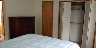 Fully Furnished Executive Sander's Beach Rental Gallery 17