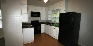 2 BR home in West Davenport Gallery 7