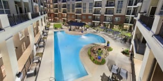 Overture Buckhead South Age 55+ Apartment Homes Gallery 7