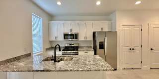 2475 W 250 N Gallery 1