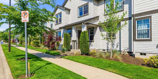 Modern 3BD | 2.5BA Townhome | Beaverton Living at Its Best Gallery 4