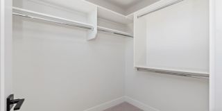 BRAND NEW 3 bed 3.5 bath townhouse Gallery 33