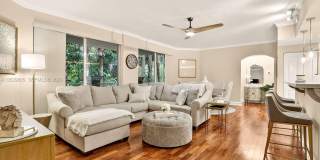 1200 Hillsboro Mile Gallery 5
