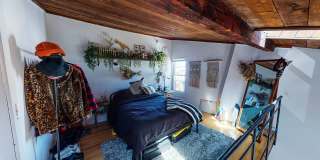 Renovated East Rock Loft – 1BR with Soaring Ceilings, Steps to Yale SOM Gallery 9