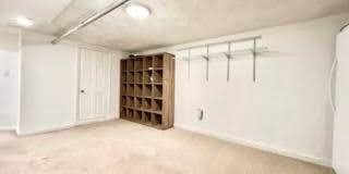 41 Saybrook St. Gallery 8