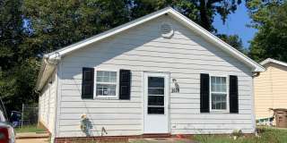 4 Bedroom Home close to HWY 421 & I40 4 Bedroom Home close to HWY 421 & I40 Gallery 1