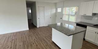 Beautiful brand new 4 bed 2 bath for Rent single home with yard in Levittown Gallery 25