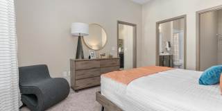 Riverhouse Gallery 13