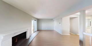 18428 POINT SENECA Place Gallery 28