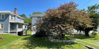 PENDING LEASE Charming House on Fontaine Ave PENDING LEASE Charming House on Fontaine Ave Gallery 1