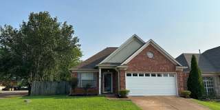 Lovely Cordova home. Fresh Paint and New Carpet! Fenced backyard and eat in kitchen. Pets are welcome, fees apply. Gallery 1