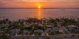 1579 BAYSHORE BOULEVARD Gallery 40