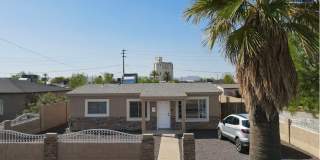 2Bed/2Bath House at Van Buren St/27th Ave! Move-In Ready on 10/15/2026! – NO HOA! RV GATE! Gallery 1