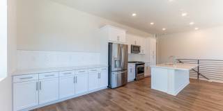 Otay Ranch  3 bd /2 ba Newer Condo w Garage, Laundry + More! Gallery 13