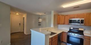 1055 GARDENVIEW Loop Gallery 34