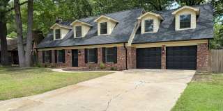 10 Woodbridge Drive Gallery 1