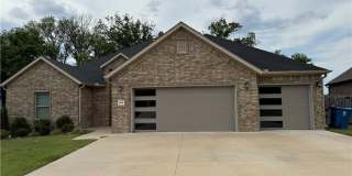 3406 SW Lucretia Road 3406 SW Lucretia Road Gallery 1