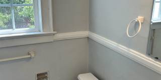 303 King Street Gallery 11