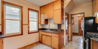 Charming 4 Bedroom/1.5 Bath Home for Rent Gallery 21