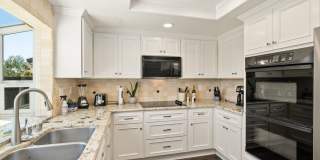 Newly Renovated and Furnished Ocean View Home! Gallery 16