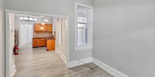 637 N 32nd St Gallery 6