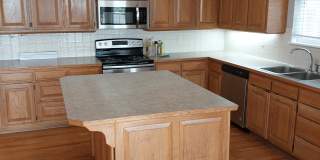 4200 West Cherokee Road Gallery 13