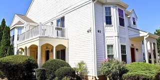 311 Tulip Lane Gallery 1