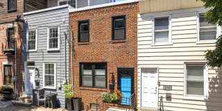 Stunning 2 Bed, 2.5 Bath Home in the Heart of Fishtown! Gallery 60