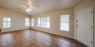 10935 W Ruth Avenue Gallery 7