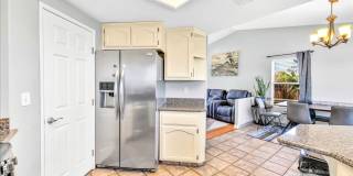 Fully Furnished Pool Home Gallery 17