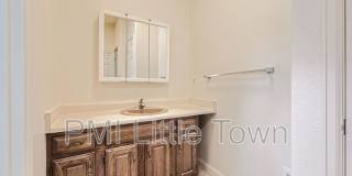 256 West Jefferson Avenue Gallery 14