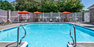 Lakeside Hills Apartments Gallery 15