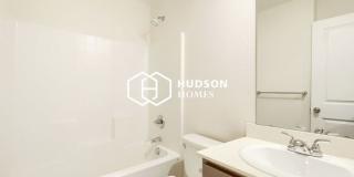 925 Burgan Street Gallery 14