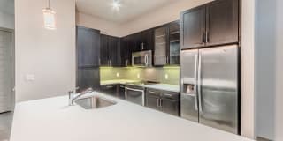 Anthem Cityline Gallery 14