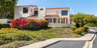 Fully Furnished Vacation Rental on the Mesa with Ocean Views! (Available 6/5/26- 11/30/26) Gallery 3