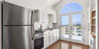 29355 Heathercliff Rd Gallery 5