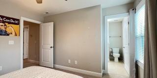 737 Lampwick Lane Gallery 16